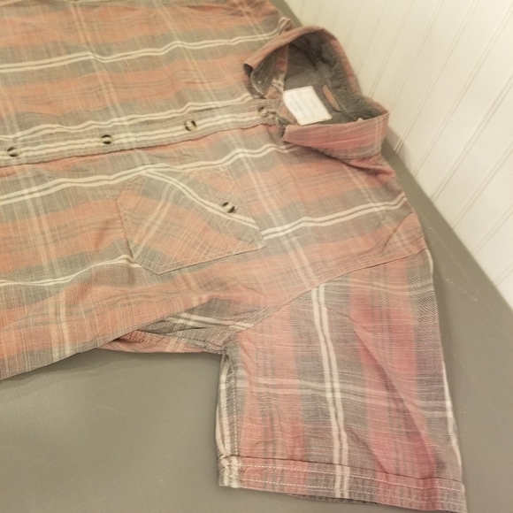 Weatherproof vintage button down size large - Picture 3 of 9